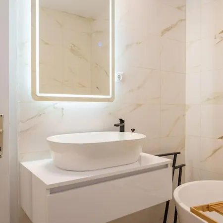 Horizont Luxe Seaview Апартаменты *