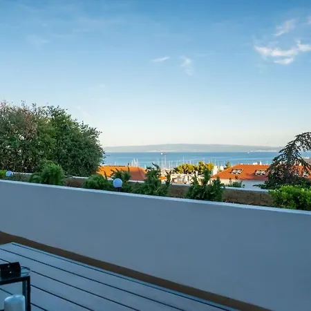 Апартаменты Horizont Luxe Seaview