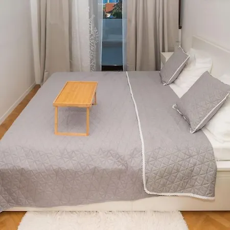 Апартаменты Horizont Luxe Seaview Сплит